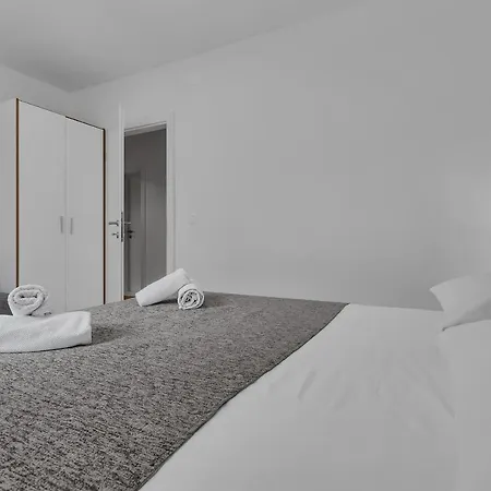 Rafael Apartment